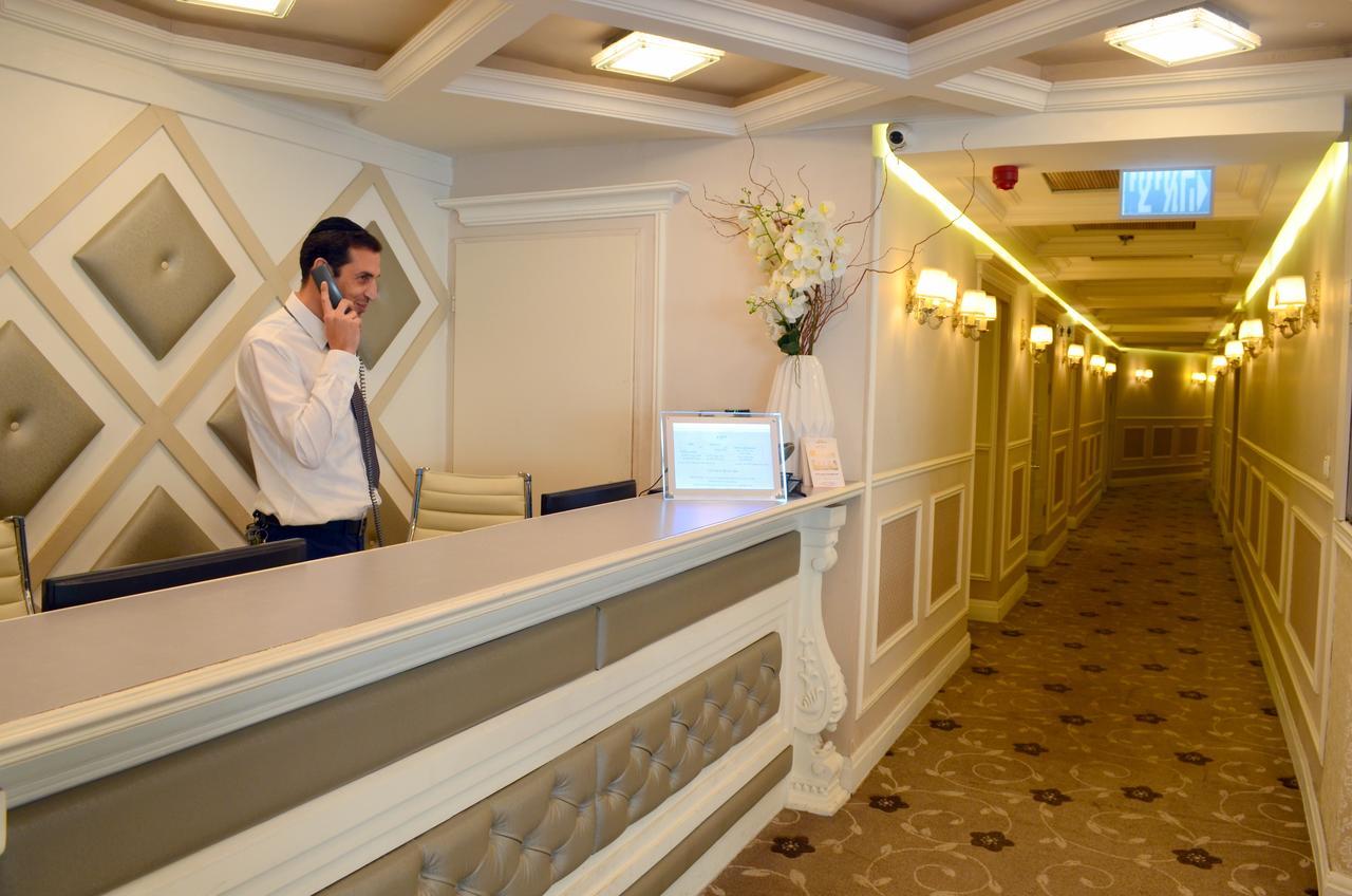 Litov Hotel - A Religious Boutique Hotel Yerusalem Bagian luar foto