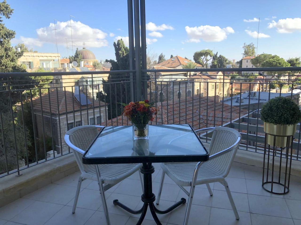 Litov Hotel - A Religious Boutique Hotel Yerusalem Bagian luar foto