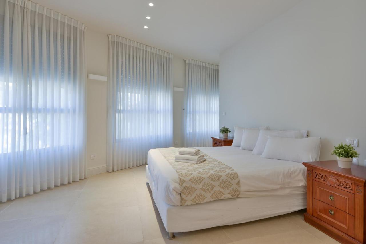 Litov Hotel - A Religious Boutique Hotel Yerusalem Bagian luar foto